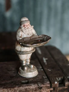 Joulupukki tarjottimella